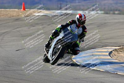 media/Jan-09-2022-SoCal Trackdays (Sun) [[2b1fec8404]]/Turns 9 and 8 (920am)/